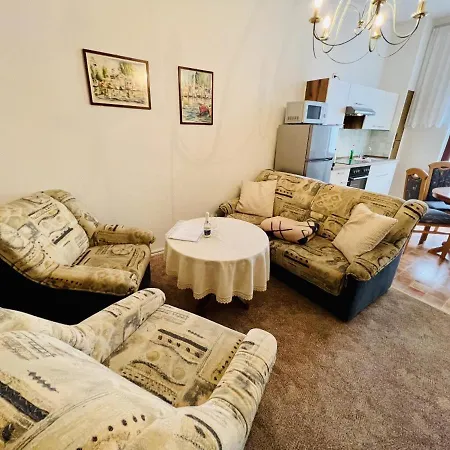 Stella Maris, Wenige Schritte Zum