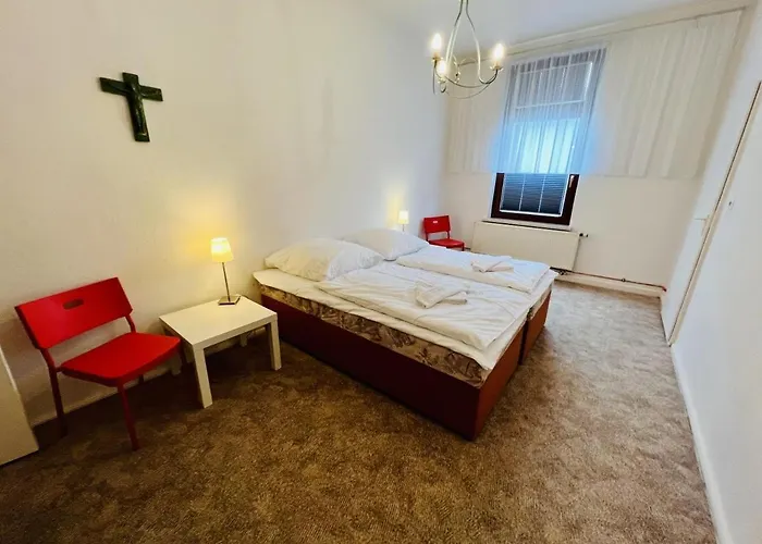 Stella Maris, Wenige Schritte Zum